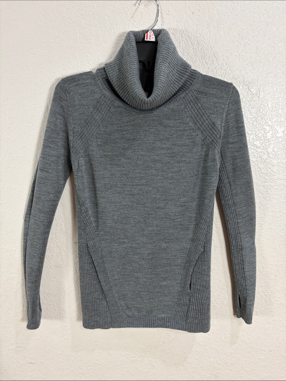 Lululemon,100% Merino wool,Size 4,Women's Gray Turtleneck Sweater